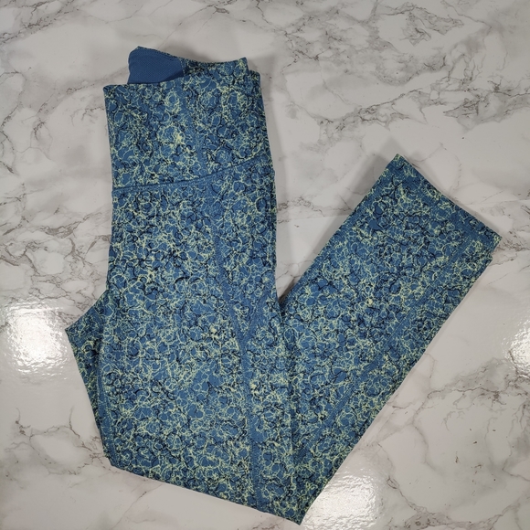 Under Armour Pants - Under Armour Blue Green Patterned Leggings Size XS